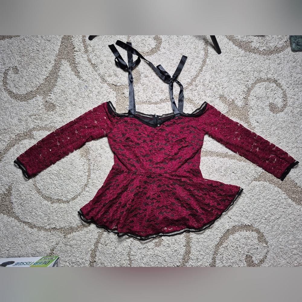 L Red Lace Stretchy Off Shoulder Dress